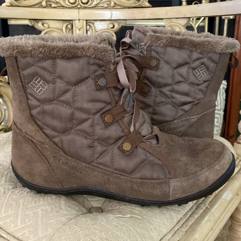 Columbia waterproof size 8.5 women’s boots. - Picture 2 of 4
